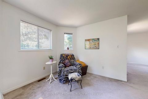 Photo 17 at 184 Hanmer Street W, West Bayfield, Barrie