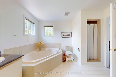 Photo 19 at 184 Hanmer Street W, West Bayfield, Barrie