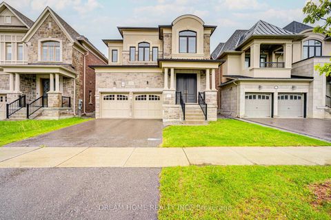 Photo 1 at 113 Botelho Circle, Bayview Southeast, Aurora