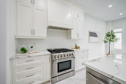 Photo 16 at 113 Botelho Circle, Bayview Southeast, Aurora