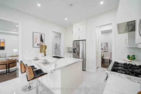 Photo 17 at 113 Botelho Circle, Bayview Southeast, Aurora