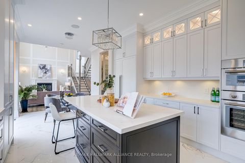 Photo 16 at 350 Weighton Drive, WO West, Oakville