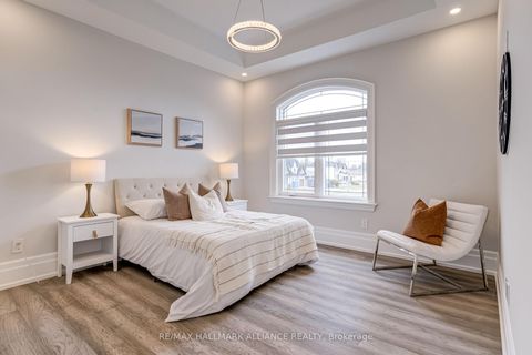 Photo 25 at 350 Weighton Drive, WO West, Oakville