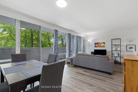 Photo 11 at #205 - 3555 Bathurst Street, Nortown, Toronto