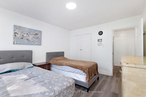 Photo 20 at #205 - 3555 Bathurst Street, Nortown, Toronto