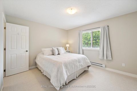 Photo 17 at 532 - 1514 Pilgrims Way, GA Glen Abbey, Oakville