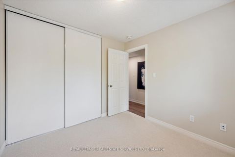 Photo 20 at 532 - 1514 Pilgrims Way, GA Glen Abbey, Oakville