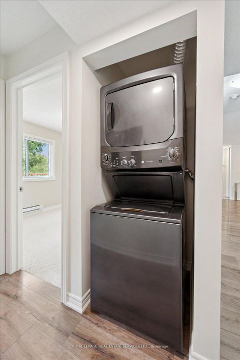 Photo 24 at 532 - 1514 Pilgrims Way, GA Glen Abbey, Oakville