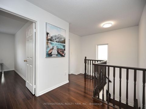 Photo 37 at 2382 Falkland Crescent, WT West Oak Trails, Oakville