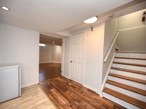 Photo 39 at 2382 Falkland Crescent, WT West Oak Trails, Oakville