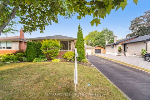 Photo 1 at 6 Tapley Drive, Richview, Toronto