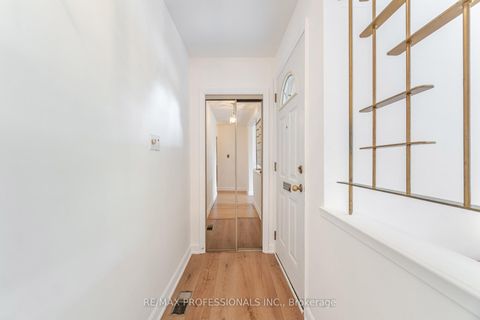 Photo 4 at 6 Tapley Drive, Richview, Toronto