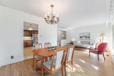 Photo 12 at 6 Tapley Drive, Richview, Toronto