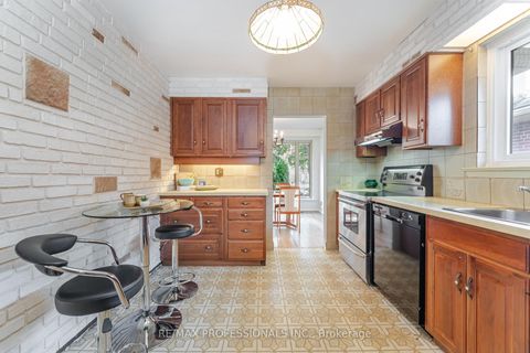 Photo 15 at 6 Tapley Drive, Richview, Toronto