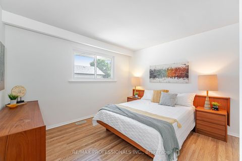 Photo 17 at 6 Tapley Drive, Richview, Toronto