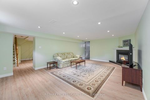 Photo 36 at 6 Tapley Drive, Richview, Toronto