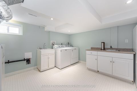 Photo 41 at 6 Tapley Drive, Richview, Toronto