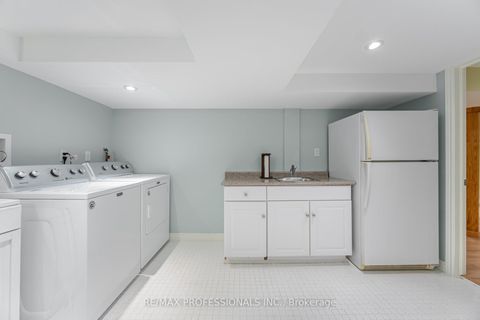 Photo 42 at 6 Tapley Drive, Richview, Toronto