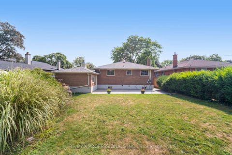 Photo 47 at 6 Tapley Drive, Richview, Toronto