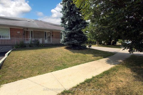 Photo 0 at 46 Laskay Crescent, Black Creek, Toronto