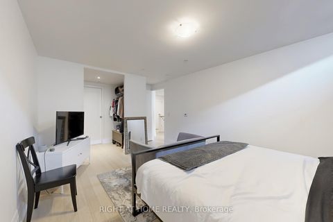 Photo 17 at TH-112 - 25 Malcolm Road, Leaside, Toronto