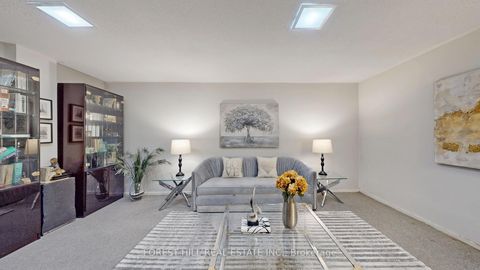 Photo 15 at 53 - 33 Proudbank Millway Way, Windfields, Toronto