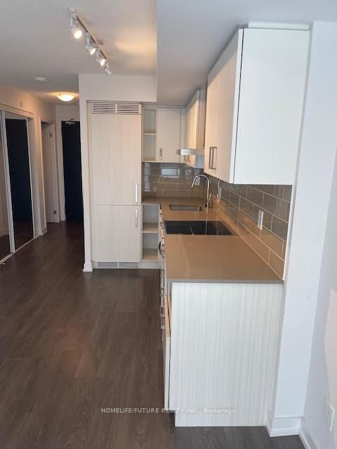 Photo 4 at 510 - 125 Redpath Avenue, Mount Pleasant West, Toronto Photo 4 at 510 - 125 Redpath Avenue, Mount Pleasant West, Toronto