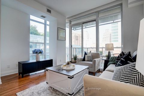 Photo 1 at 819 - 1 Bedford Road, Annex, Toronto