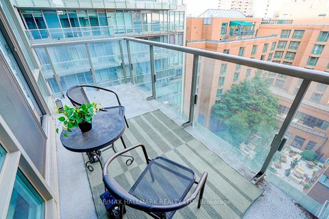 Photo 8 at 819 - 1 Bedford Road, Annex, Toronto