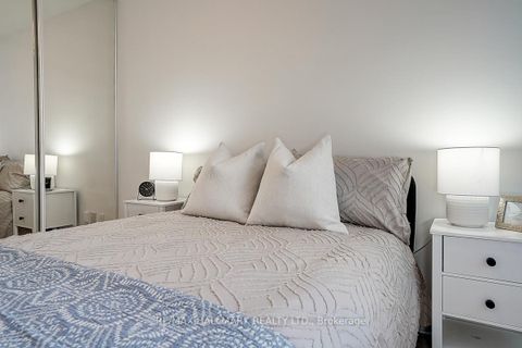 Photo 14 at 819 - 1 Bedford Road, Annex, Toronto