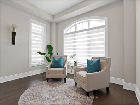 Photo 2 at 69 Crawford Drive, Nobleton, King