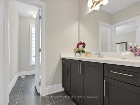Photo 24 at 69 Crawford Drive, Nobleton, King