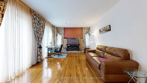 Photo 10 at 411 Cummer Avenue, Newtonbrook East, Toronto