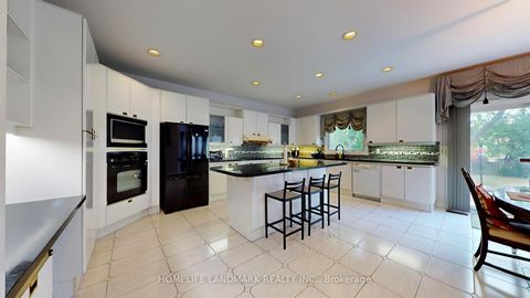 Photo 14 at 411 Cummer Avenue, Newtonbrook East, Toronto