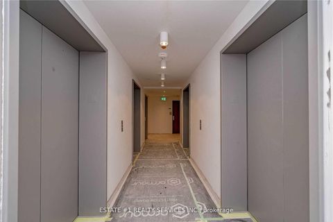 Photo 5 at 2116 - 1928 Lakeshore Boulevard, Swansea, Toronto