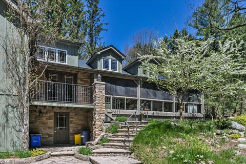 Photo 1 at 115 Fog Road, Rural King, King