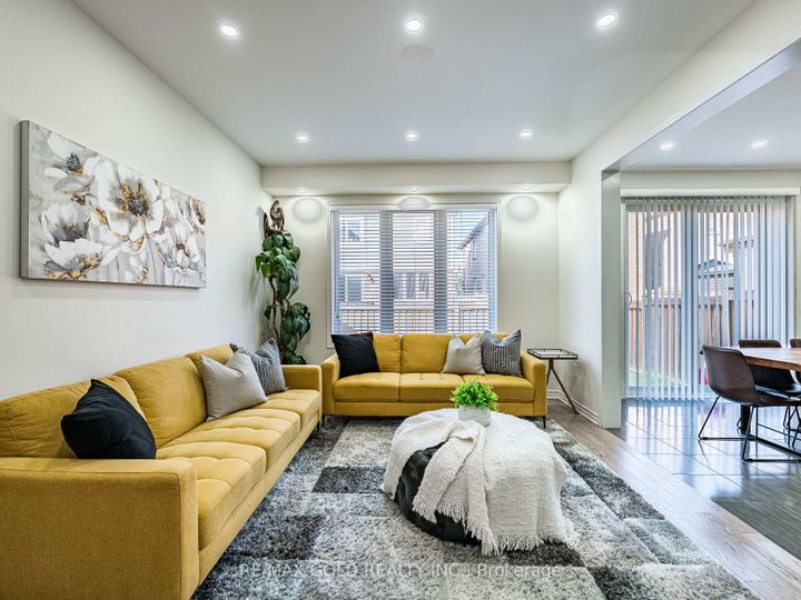 Photo 9 at 36 Feeder Street, Northwest Brampton, Brampton