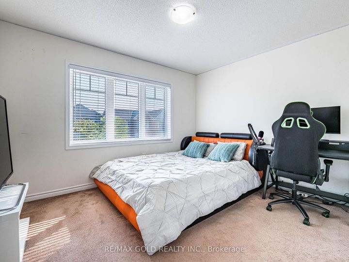 Photo 22 at 36 Feeder Street, Northwest Brampton, Brampton