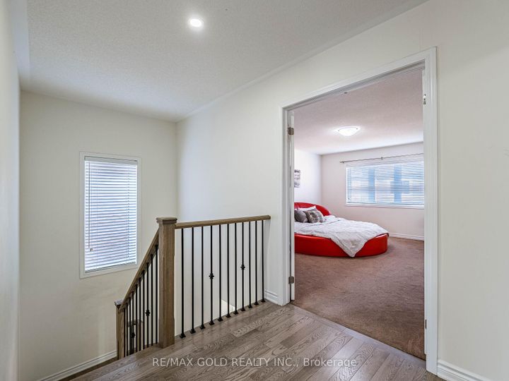 Photo 27 at 36 Feeder Street, Northwest Brampton, Brampton