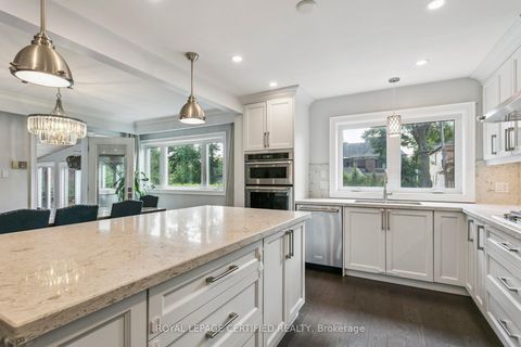 Photo 10 at 462 The Kingsway, Rosethorn, Toronto