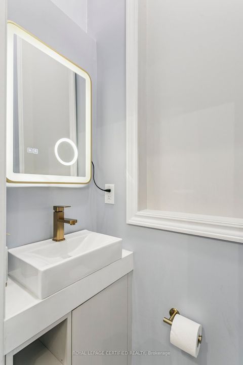 Photo 16 at 462 The Kingsway, Rosethorn, Toronto