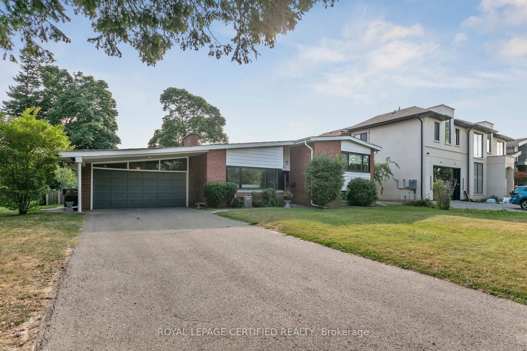 462 The Kingsway, Rosethorn, Toronto  by Loree Meneguzzi Real Estate 462 The Kingsway, Rosethorn, Toronto
