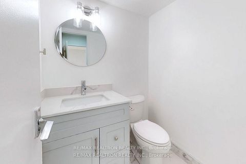 Photo 4 at 1506 - 1 Massey Square, Crescent Town, Toronto