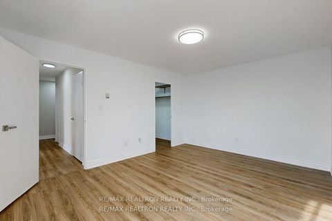 Photo 7 at 1506 - 1 Massey Square, Crescent Town, Toronto