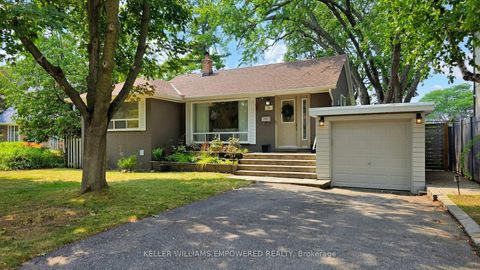Photo 1 at 30 Paperbirch Drive, Don Mills, Toronto