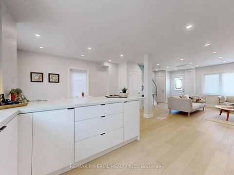 Photo 9 at 9 Lesmount Avenue, East York, Toronto
