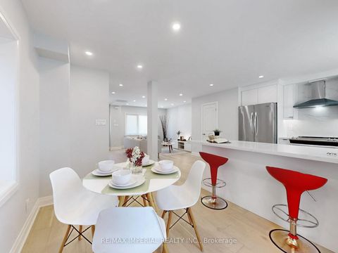 Photo 13 at 9 Lesmount Avenue, East York, Toronto