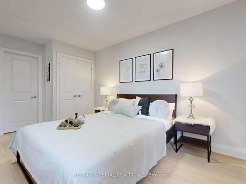 Photo 19 at 9 Lesmount Avenue, East York, Toronto