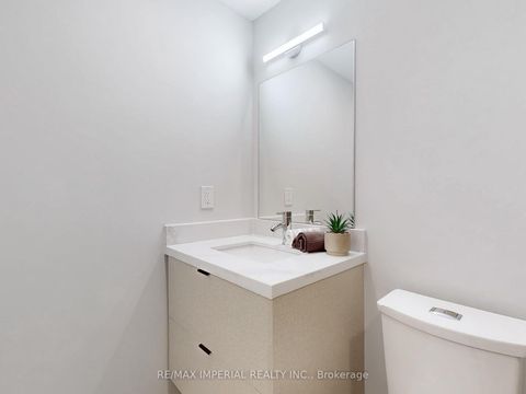 Photo 21 at 9 Lesmount Avenue, East York, Toronto