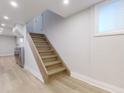 Photo 29 at 9 Lesmount Avenue, East York, Toronto